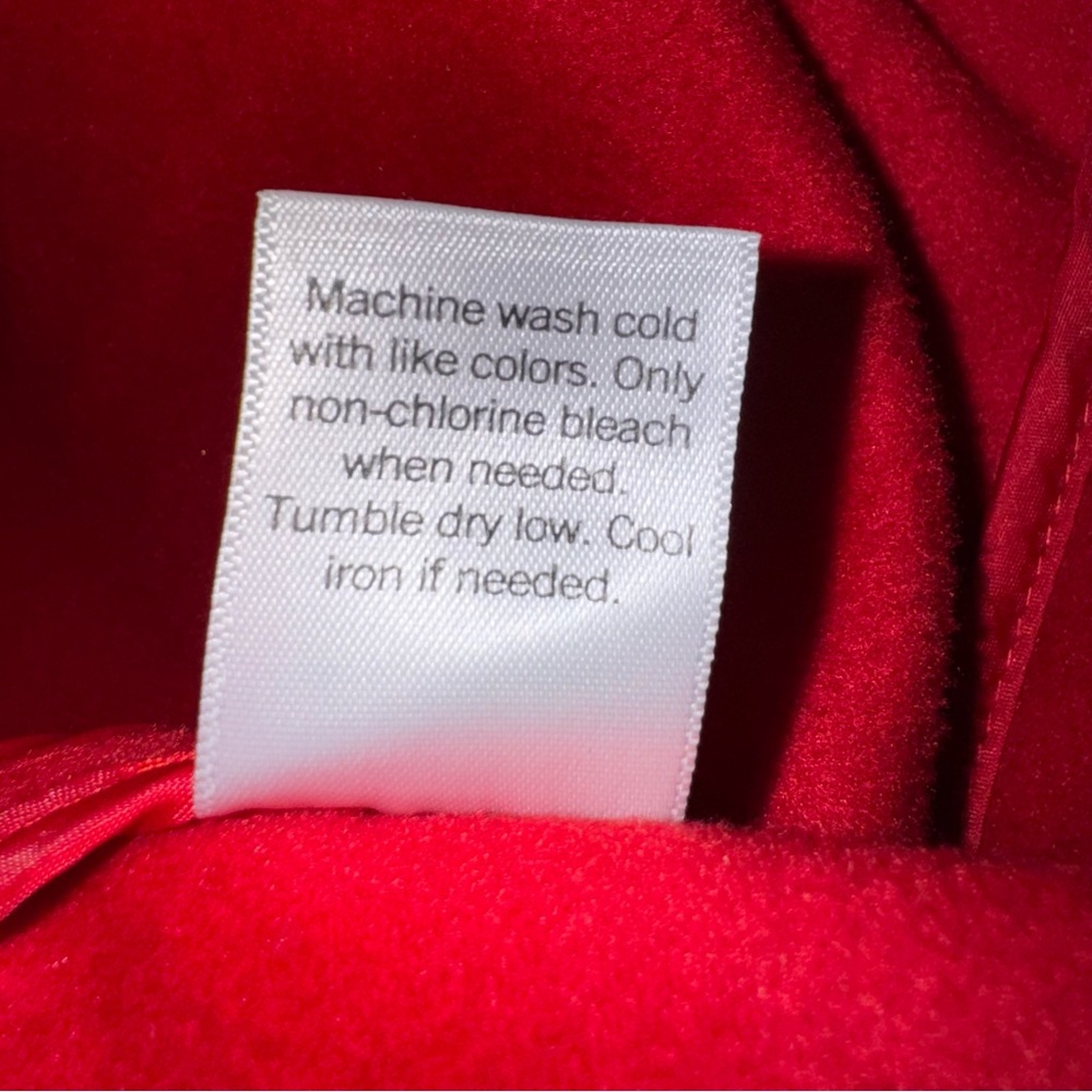 Red Winter Coat Size Small - Picture 6 of 6
